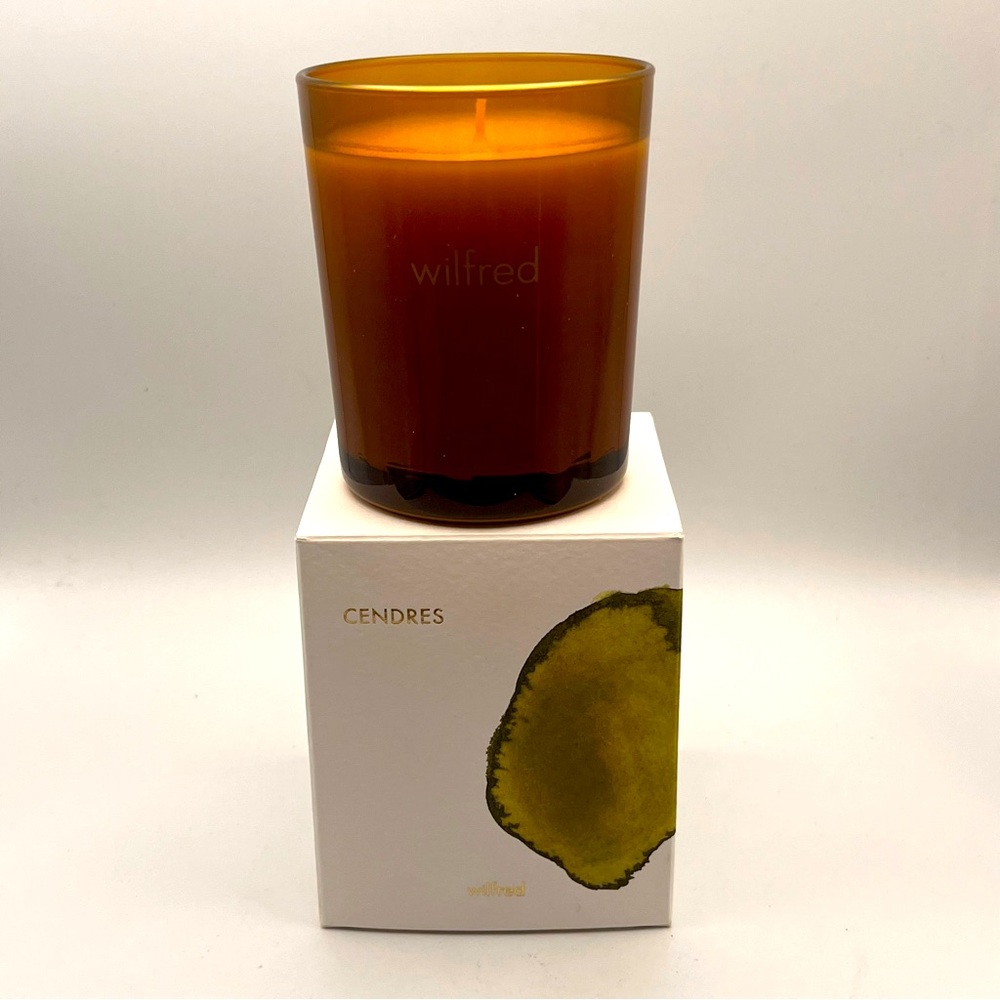 VIP ARITZIA / WILFRED SCENTED CENDRES CANDLE